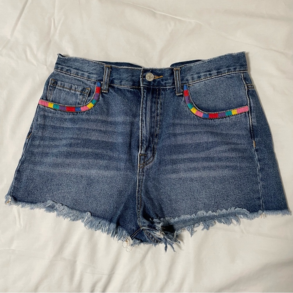 Forever 21 High-Waisted Jean Shorts - Size 29
